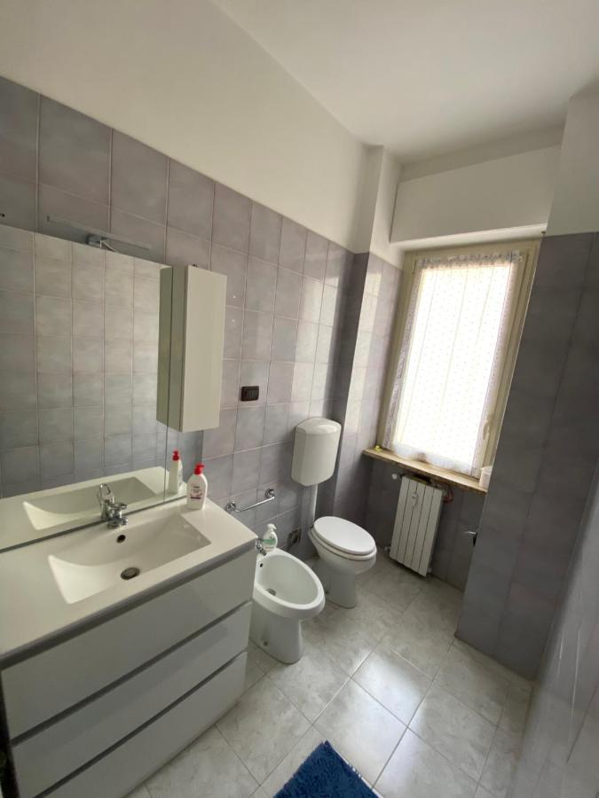 Appartamento Comodo E Grazioso Turin Exterior foto